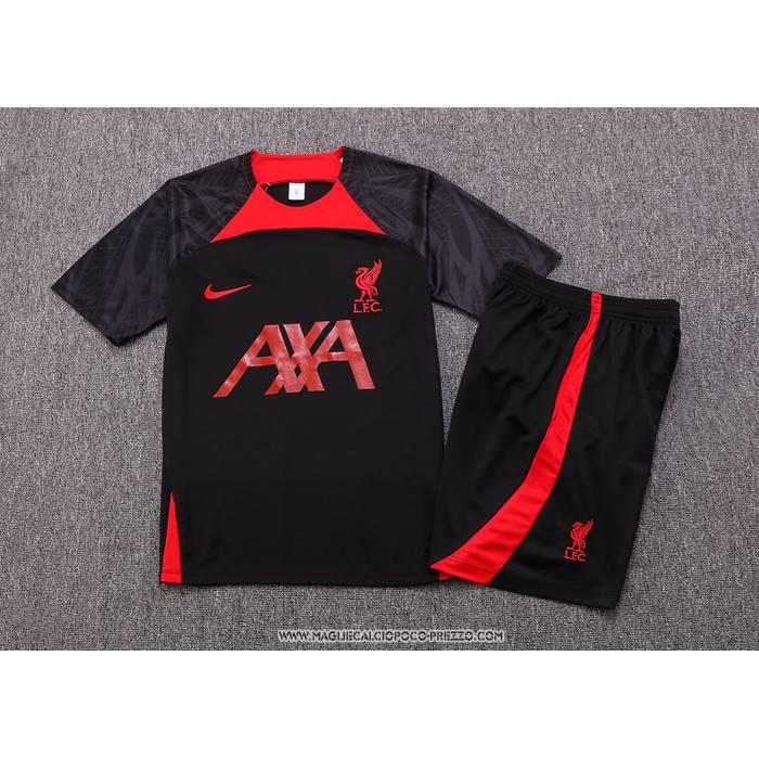 Tuta da Track
 Liverpool 2022-23 Manica Corta
 Nero
 - Pantaloncini
